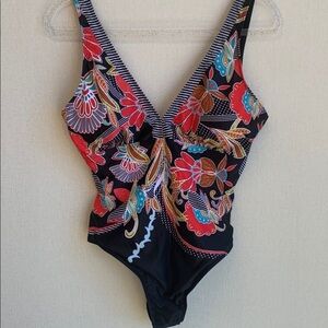 Sheilay Floral Swimsuit Sz XL • NWOT!